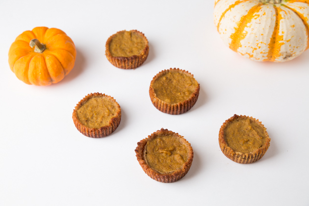 Gluten Free Pumpkin Tarts, Holiday Eats, Thanksgiving Dessert, Fall Recipes, Gluten-free Pumpkin Pie, Healthy Eating, Healthy Living, Pumpkin Pie Recipe, Fall Recipes, Entertaining Ideas, Entertaining at Home, Lifestyle Blogger, Thanksgiving Ideas, Gluten-Free Recipes, Organic Eating, Nutrient Dense, Holiday Menu, Healthy Dessert Ideas   #entertainingathome #pumpkintarts #holidayentertaining #fallmenu #pumpkinpie #holidaymenu #glutenfreeentertaining #thanksgiving #holidaydesserts #christmas