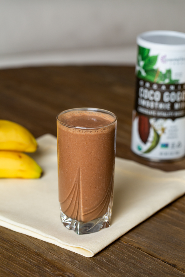 Chocolate Banana Adaptogen Smoothie Recipe - Pretty Little Shoppers Blog