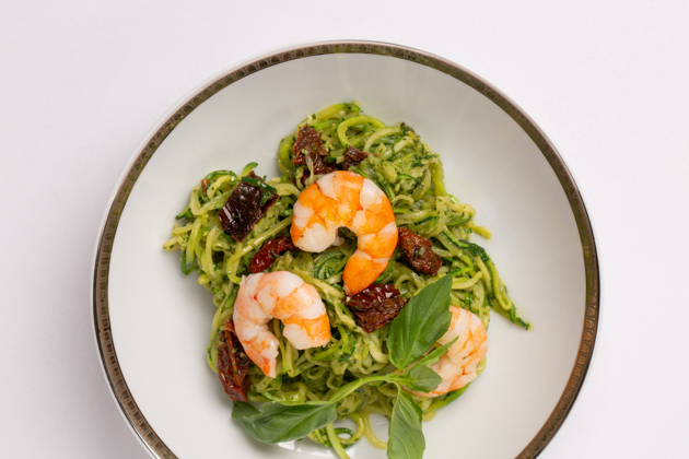 Pesto Zoodles with Sun-dried Tomatoes and Shrimp, Healthy Recipes, Easy Dinner Ideas, Gluten Free Pasta, Organic Living, Spiralizer Recipe, Light Summer Meals, Entertaining Ideas, Healthy Pasta Recipes, Mouth Watering Food, Easy Recipes, Light and Quick Meals, Easy Meal Ideas, Pretty Little Shoppers Blog, Dinner Al Fresco, Food Blogger, #organicliving #glutenfreerecipe #organiceating #easydinnerideas #glutenfreedinnerideas #entertainingideas #foodie #whole30 #foodblogger #zoodles