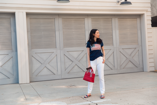 White Jeans for Labor Day, Mott and Bow Jeans, T-shirt style, Denim Style, Jeans and a T Shirt, OOTD, Red Bag, Who What Wearing, Summer Style, Fashion Trends, What to wear for Labor Day, Fashion Blogger Style, OOTD Inspo, street style stalking, outfit ideas, How to Style White Jeans, Fashion Bloggers, Outfit Inspiration, Trends, Outfits, Pretty Little Shoppers, Mo Summers Photography #Summerstyle #fashionblogger #whowhatwearing #ootd #lafashionblogger #mottandbow #labordaylook #whitejeans