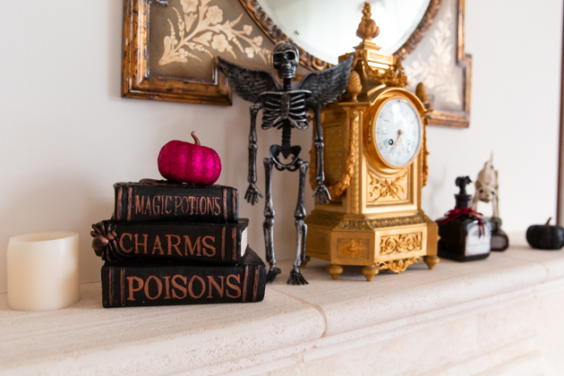 Halloween Décor Inspiration, How to Haunt the Halls on A Budget, Halloween Entertaining, Halloween Party Ideas, Lifestyle Blogger, Entertaining Ideas, Entertaining at Home, Halloween Dinner Party, Sophisticated Halloween, Halloween Candy Buffet, Skeleton Decor, Halloween Tablescape, Skeleton Tablescape, Harry Potter Decor, Hogwarts Party #entertainingathome #dinnerparty #holidayentertaining #halloweenparty #halloweenentertaining #homedecor #harrypotter #halloweentablescape #candybuffet #hogwarts