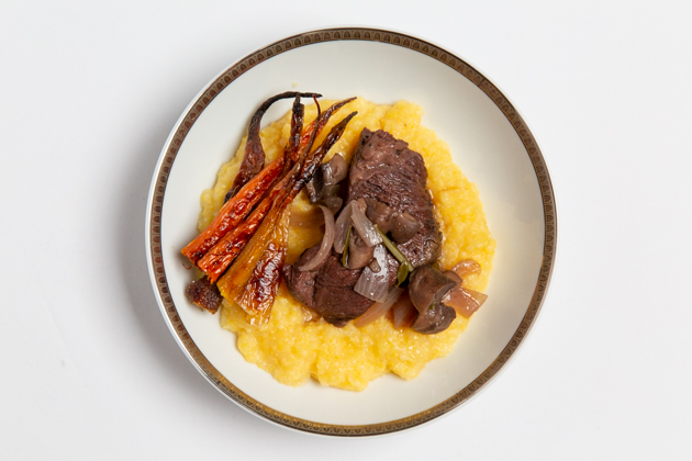 Grass-fed Pot Roast with Polenta and Roasted Carrots, Gluten-free dinner ideas, Organic recipes, farm to table, gluten-free dining, Halloween Entertaining, Halloween Party Ideas, Lifestyle Blogger, Entertaining Ideas, Entertaining at Home, Halloween Dinner Party, Sophisticated Halloween, Gluten-free entertaining, Comfort Food, Fall Recipes  #potroast #polenta #roastedcarrots#entertainingathome #dinnerparty #holidayentertaining #halloweenparty #halloweenentertaining #fallrecipes #comfortfood