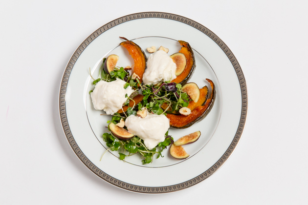 Pumpkin Burrata Salad with Fig Vinaigrette, Fall Dinner Menu, Easy Holiday Salad Recipe, Halloween Entertaining, Halloween Dinner Party Ideas, Lifestyle Blogger, Entertaining Ideas, Entertaining at Home, Dinner Party Inspiration, Lifestyle Blogger, Thanksgiving Ideas, Healthy Eating, Gluten-Free Recipes, Organic Eating, Nutrient Dense Cooking, Farm to Table  #entertainingathome #dinnerparty #holidaysalad #holidayentertaining #fallmenu #pumpkinsalad #burrata #holidaymenu #glutenfreeentertaining