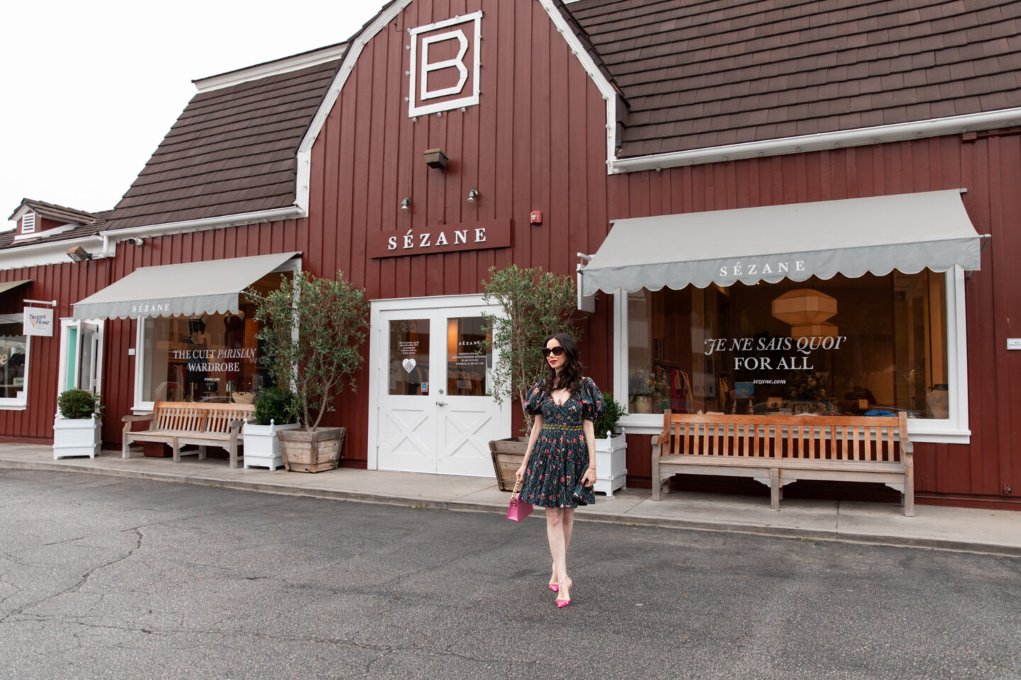 Dallas Lifestyle Blogger, AGUA by Agua Bendita dress, Kate Spade pumps, Tammy & Benjamin Bag, Sezane, Brentwood Country Market, Parisian Style 