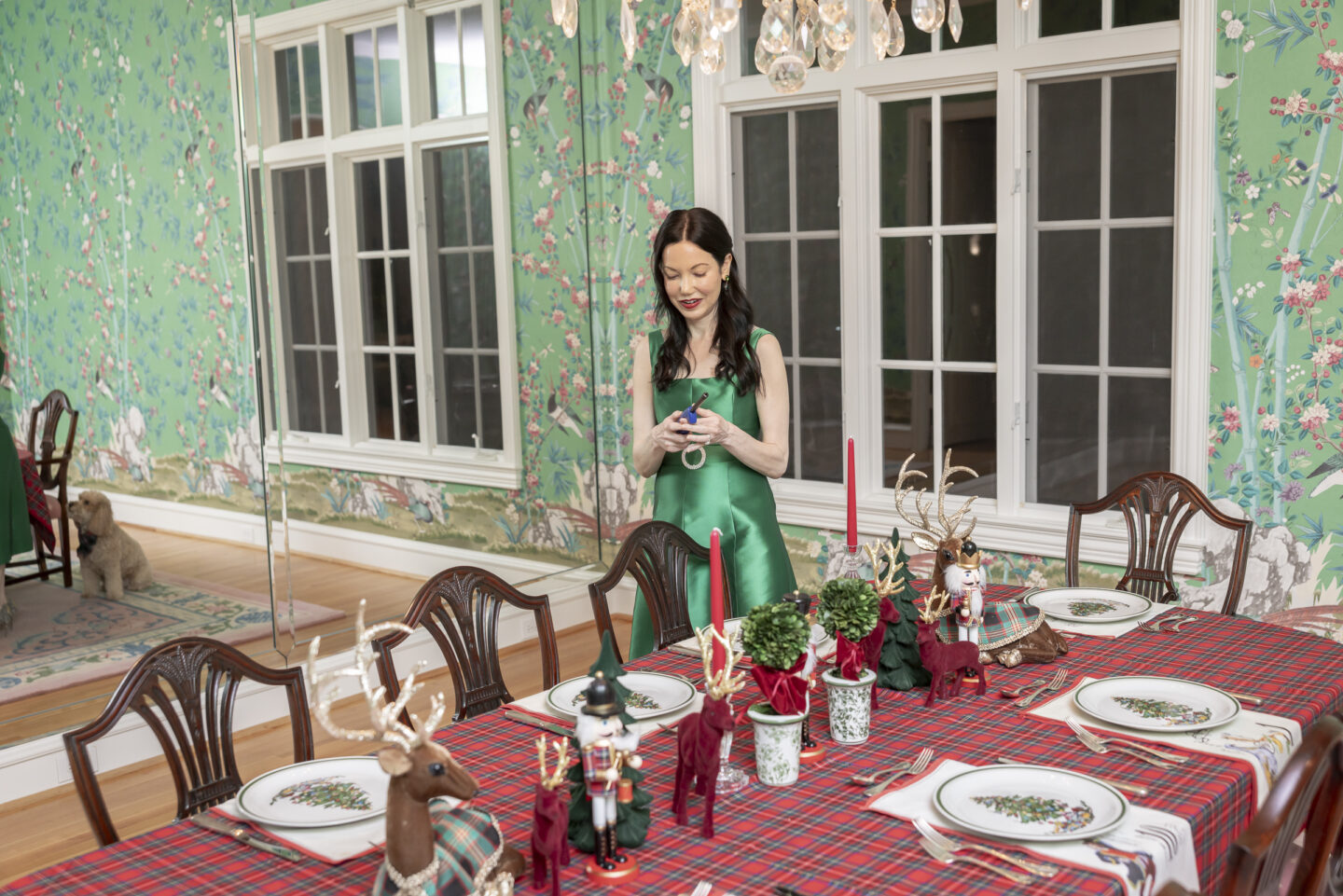 Dallas Lifestyle Blogger, Mrs. Alice Tablescape, Schumacher Brighton Pavilion Wallpaper, Tartan Tablecloth, Spode Christmas Dishes, Holidays at Home, Tara Jarmon Dress